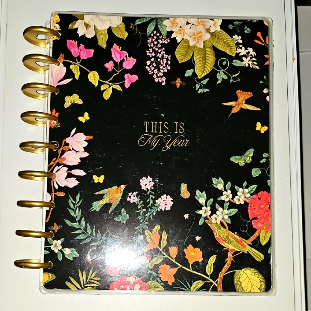 Happy Planner Classic Undated Feathers & Flowers Planner